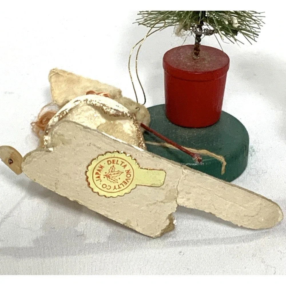 Delta Novelty Japan Figures Cardboard‎ Vintage Putz Skiing + Tree (DAMAGE)